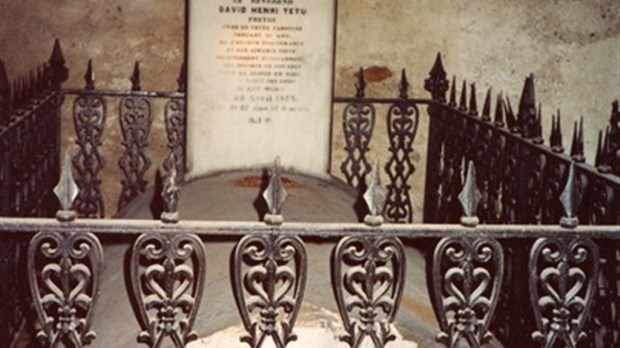 Un cimetière unique sous l’église de Saint-Roch-des-Aulnaies