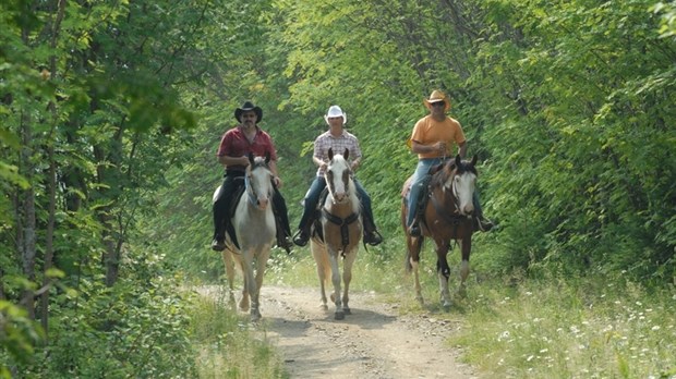 Le CMA à cheval à Saint-Pierre-de-Lamy