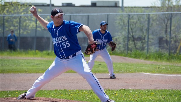 Baseball: Rivière-du-Loup en avance 3 à 1 dans la série