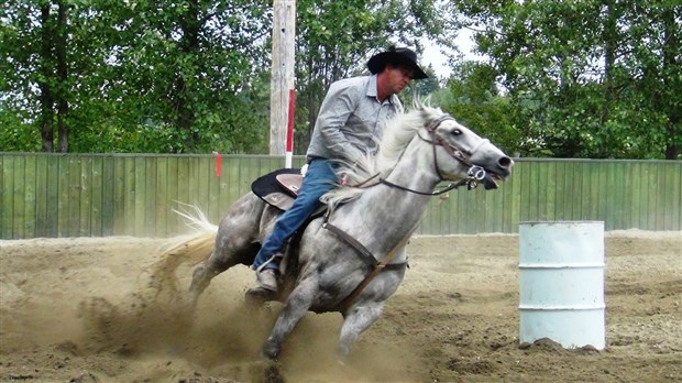 Finales des compétitions de gymkhana à Saint-Honoré