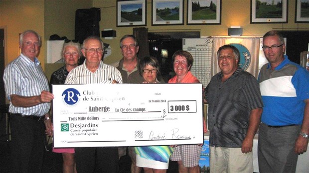 Le tournoi de golf du Club Richelieu de Saint-Cyprien connait un beau succès