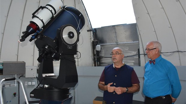 Aster collabore à L’écorce fabuleuse