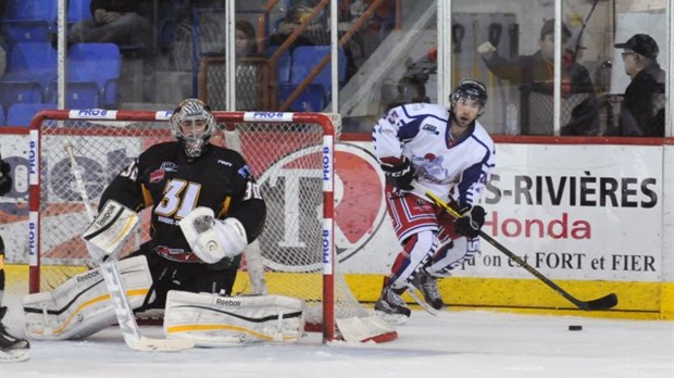 Les 3L s'inclinent 8-2 à Trois-Rivières