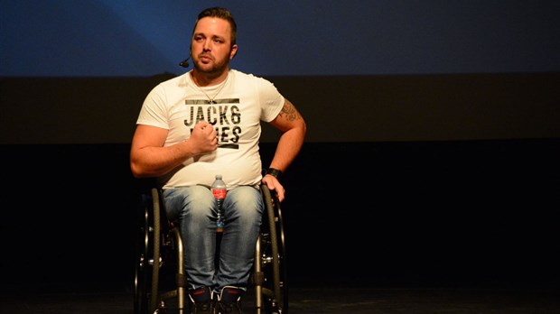 Jonathan Plante témoigne de l'accident qui l'a rendu paraplégique