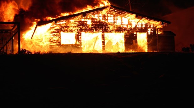 Incendie majeur à Notre-Dame-des-Neiges