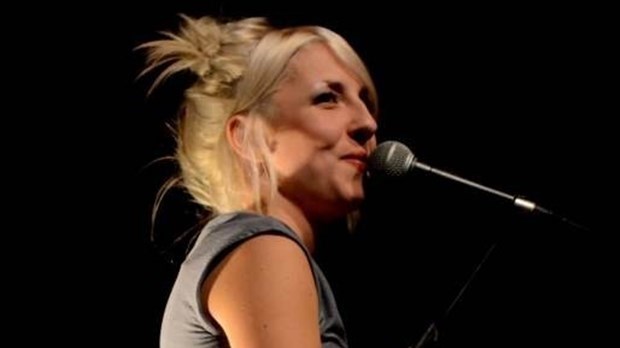 Ingrid St-Pierre met au monde un troisième album