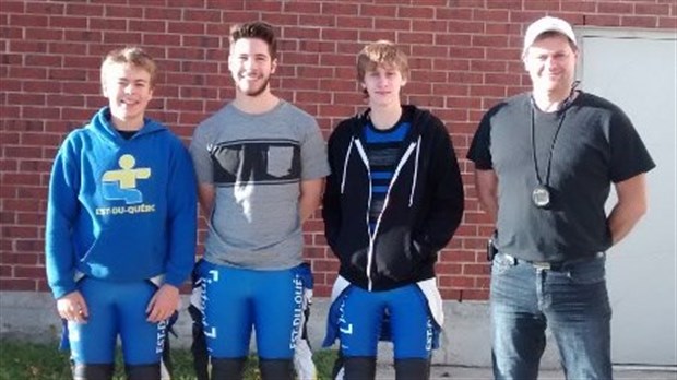 Trois Loupiots au Championnat canadien junior