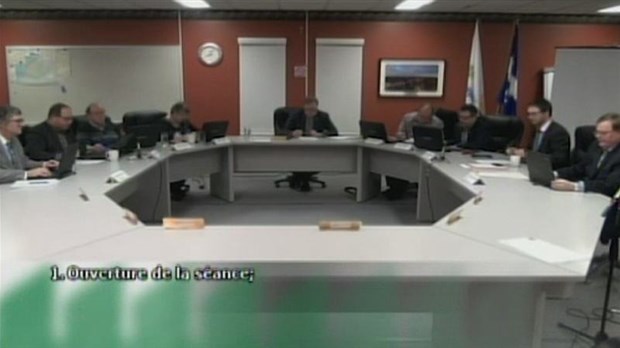 Les séances du conseil municipal à l’École secondaire de Rivière-du-Loup