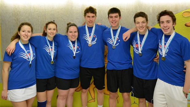 7 médailles pour les Portageurs en badminton