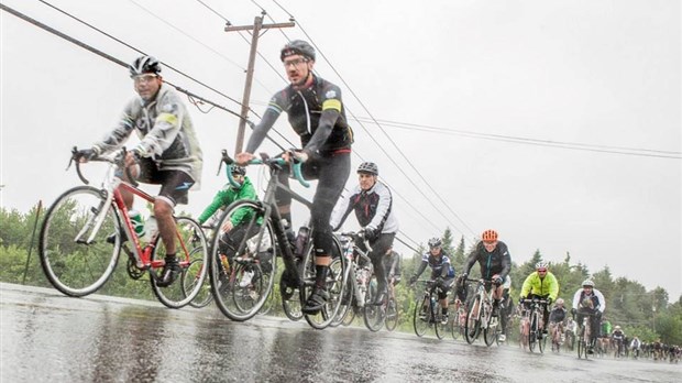 Grand défi Pierre Lavoie: ralentissement important sur la route 132 