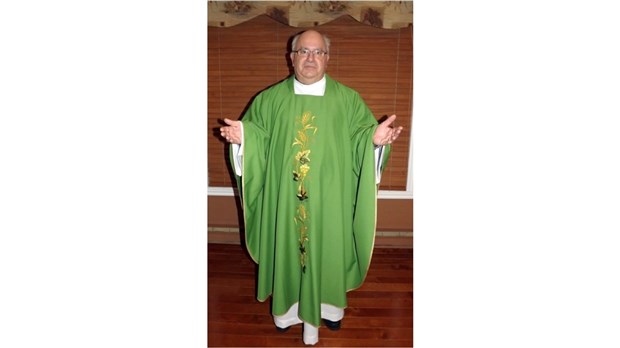 L’abbé Berthier Lavoie reçoit l’ordination presbytérale