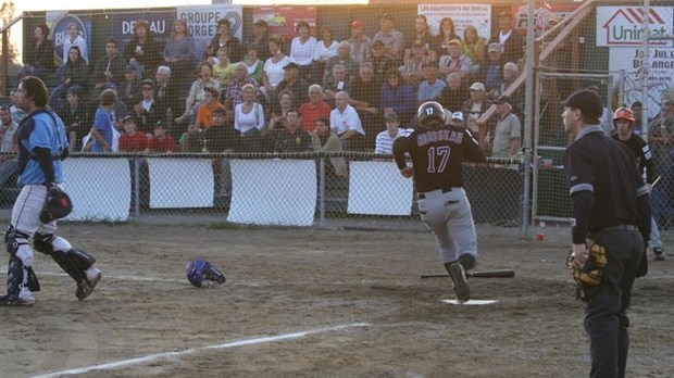 Baseball senior: début de la finale vendredi