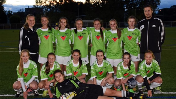 Le U17 Hyundai-Canadian Tire à la Coupe Saputo AA