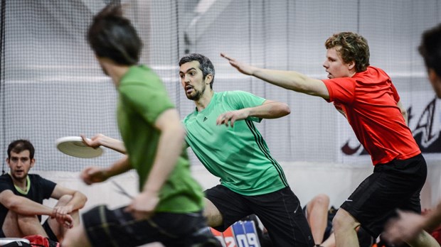 Environ 300 joueurs d'ultimate Frisbee convergent à Rivière-du-Loup