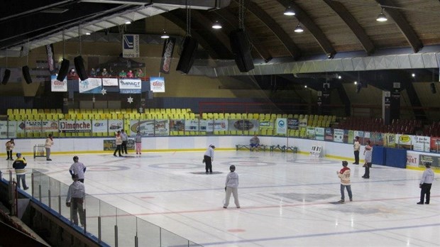 Retour du Tournoi de balle donnée sur glace 