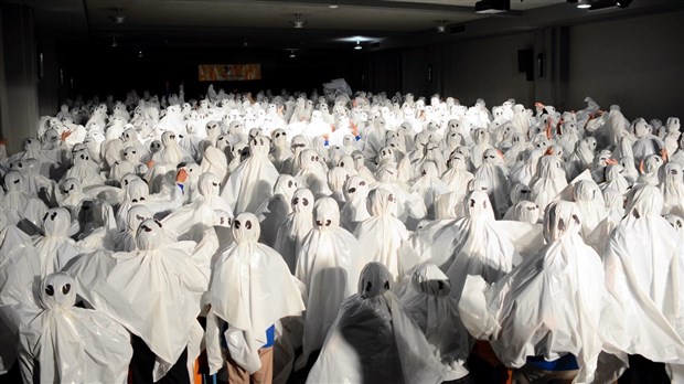 Plus de 500 fantômes envahissent le Collège Notre-Dame