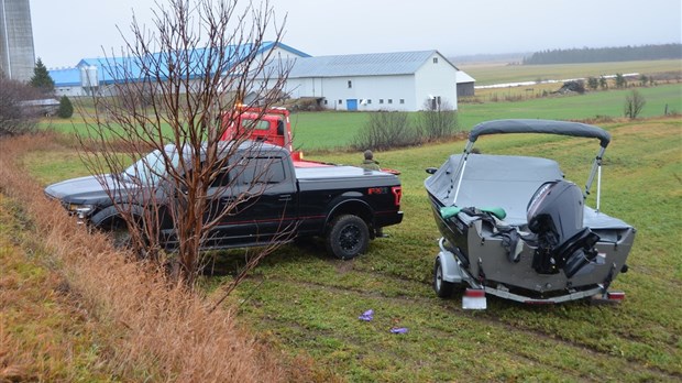 Sortie de route sur le Chemin des Pionniers à Saint-Arsène
