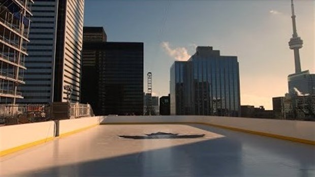 Du hockey au sommet d’un gratte-ciel pour quatre Louperivois