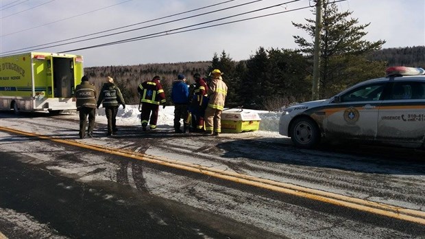 Accident impliquant une motoneige près d'une voie ferrée à Rivière-Bleue