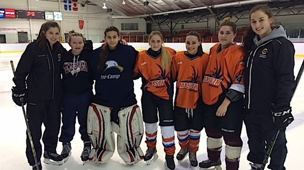 À l’entrainement avec deux membres des Stingers de Concordia