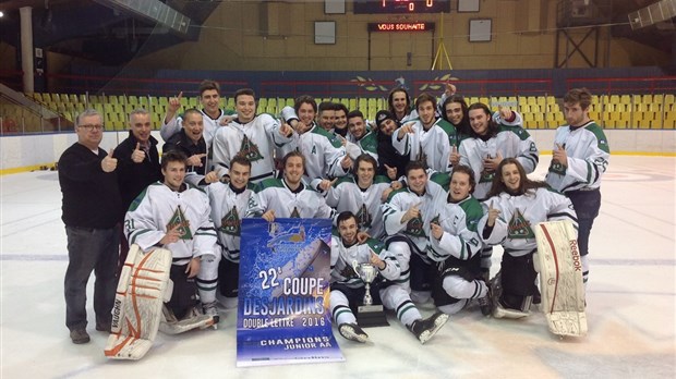 Junior AA : le Triangle de Rivière-du-Loup est champion 