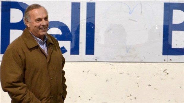 Les anciens Canadiens attirent la foule