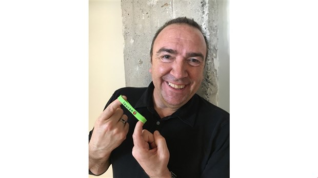 Bernard Généreux participe au Défi Têtes rasées Leucan