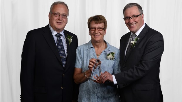 Judith Lefrançois reçoit le Mérite municipal Yves-Godbout