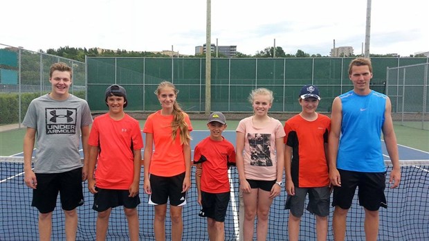 Belle récolte pour les jeunes du Club de tennis à Rimouski