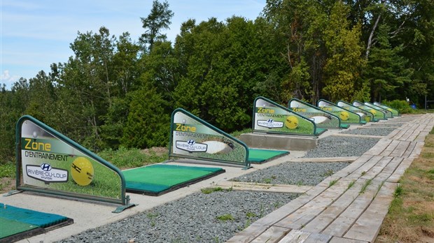 Le Club de golf de Rivière-du-Loup inaugure son nouveau champ de pratique 