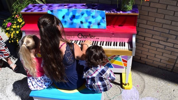 Saint-Alexandre inaugure un piano urbain