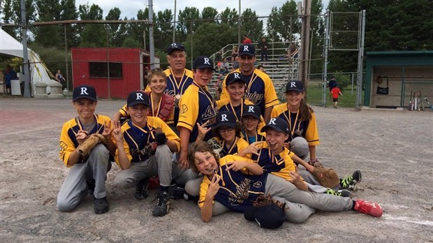 Le bronze pour les Mariniers Pee Wee B de Rivière-du-Loup