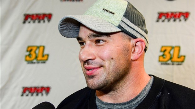 Mike Danton débarque à Rivière-du-Loup