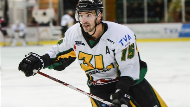 Chad Lacasse s’amène avec les Panthères
