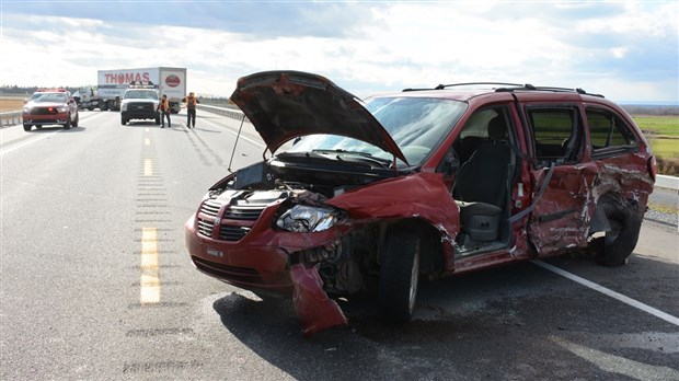 Violente collision sur l’autoroute 20