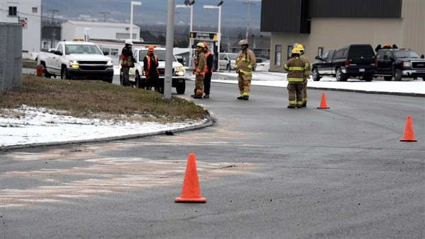 Déversement de carburant dans le parc industriel à Rivière-du-Loup