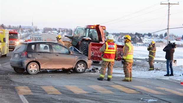 Collision avec une souffleuse sur la route 289