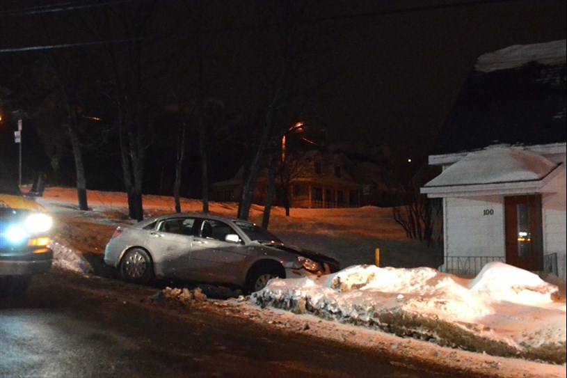 Laval. Une rue de la ville fermée à la circulation pendant plusieurs heures