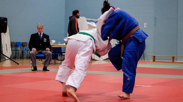 Le bronze pour Laurence Paradis en judo