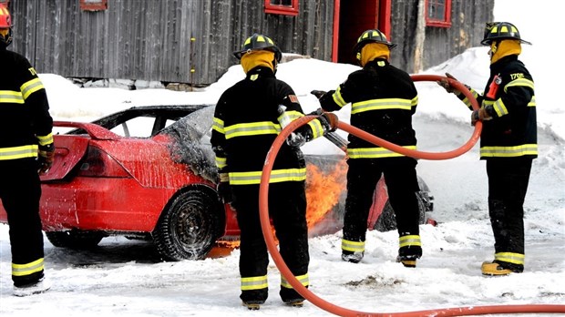 Incendie de véhicule à Saint-Arsène