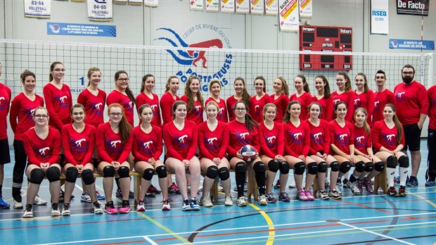 L’Est du Québec se perfectionne en volleyball à Rivière-du-Loup