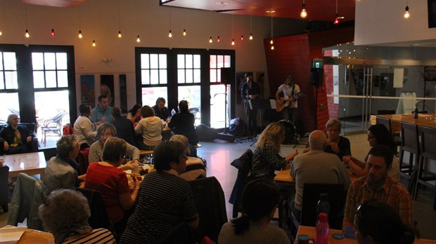 Le Café du BeauLieu et Le Tremplin présentent «Midi chantant»