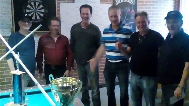 Réjean Rioux remporte le tournoi de billard de Trois-Pistoles 