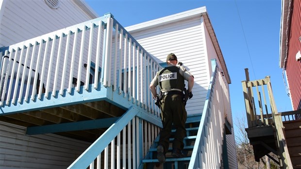 Perquisition sur la rue Témiscouata : deux hommes accusés