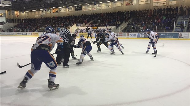 Pas d’expansion pour la LNAH et William Lacasse échangé aux 3L