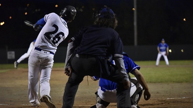 Baseball : deux victoires par un point 