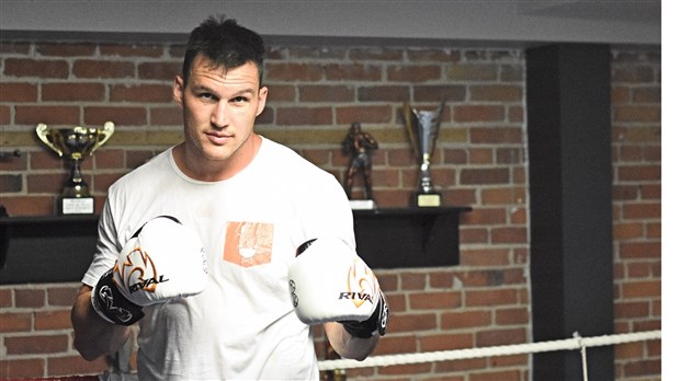 Le boxeur professionnel Simon Kean de passage à l’EBO RDL