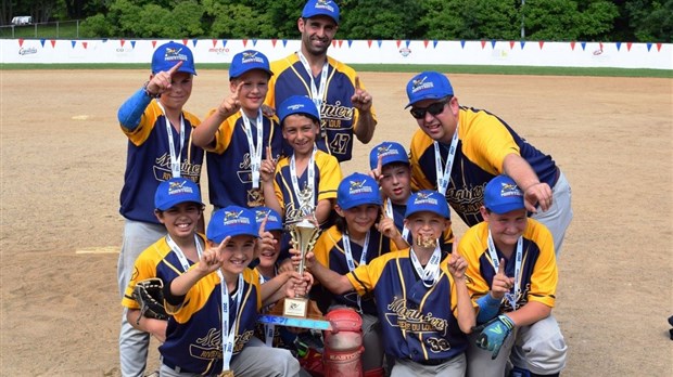Les Mariniers moustique A champions