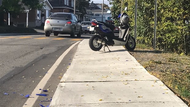 Légère collision avec un cyclomoteur à Rivière-du-Loup