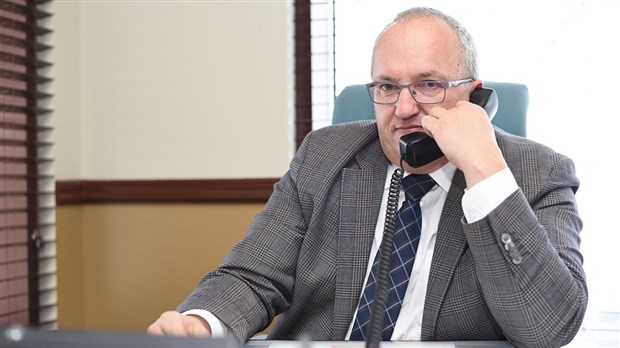 Redonner le pouvoir à la région après lui avoir enlevé? 